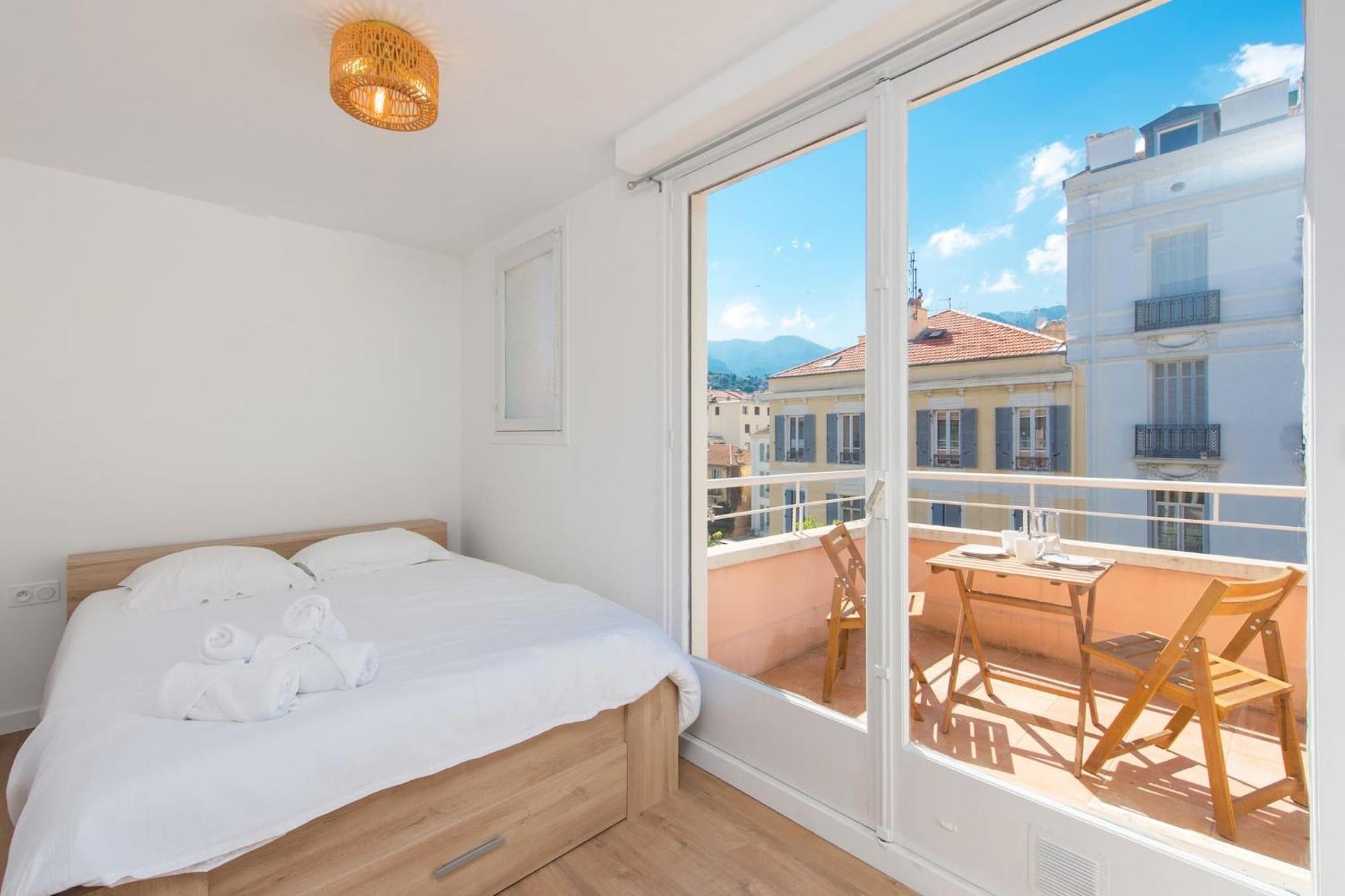 Gloria Marris Apartment Menton Bagian luar foto